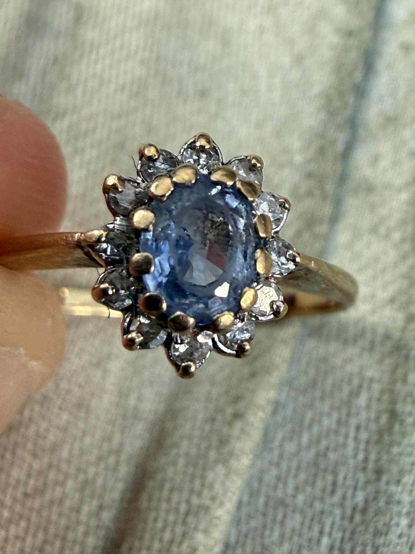 Vintage 9ct Gold Blue Topaz and Spinel Cluster Ring
