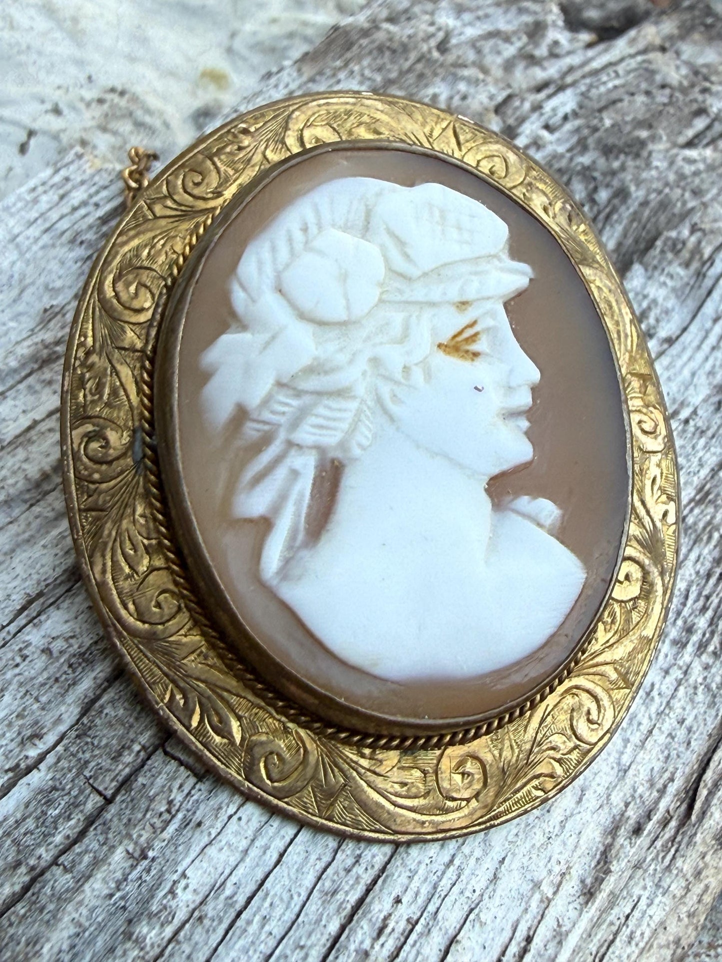 Antique Victorian Cameo Brooch of Greek Goddess Flora