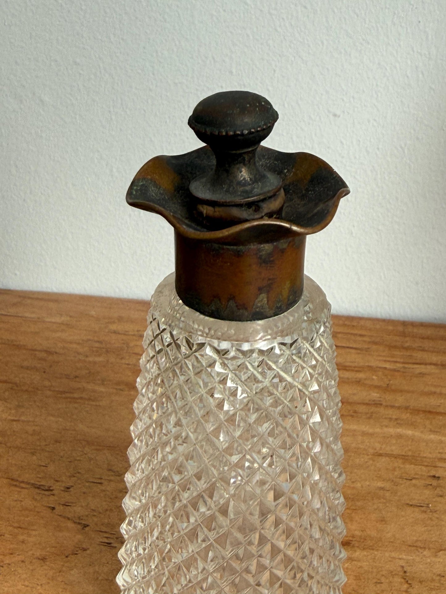 Antique Late Victorian Vinaigrette Scent Bottle