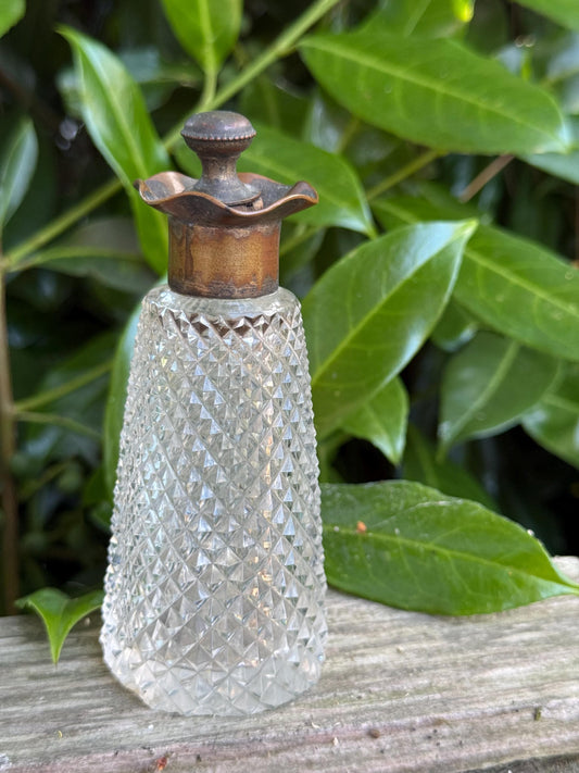 Antique Late Victorian Vinaigrette Scent Bottle