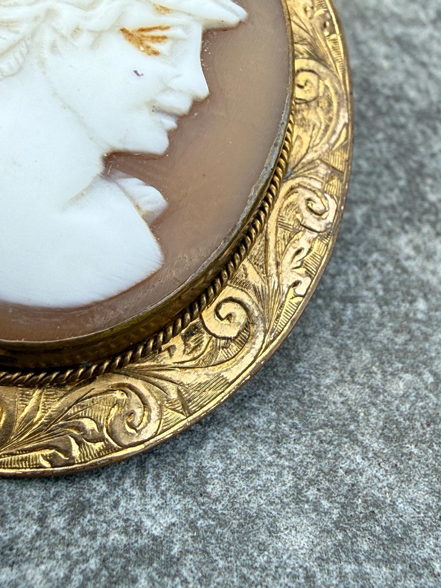 Antique Victorian Cameo Brooch of Greek Goddess Flora