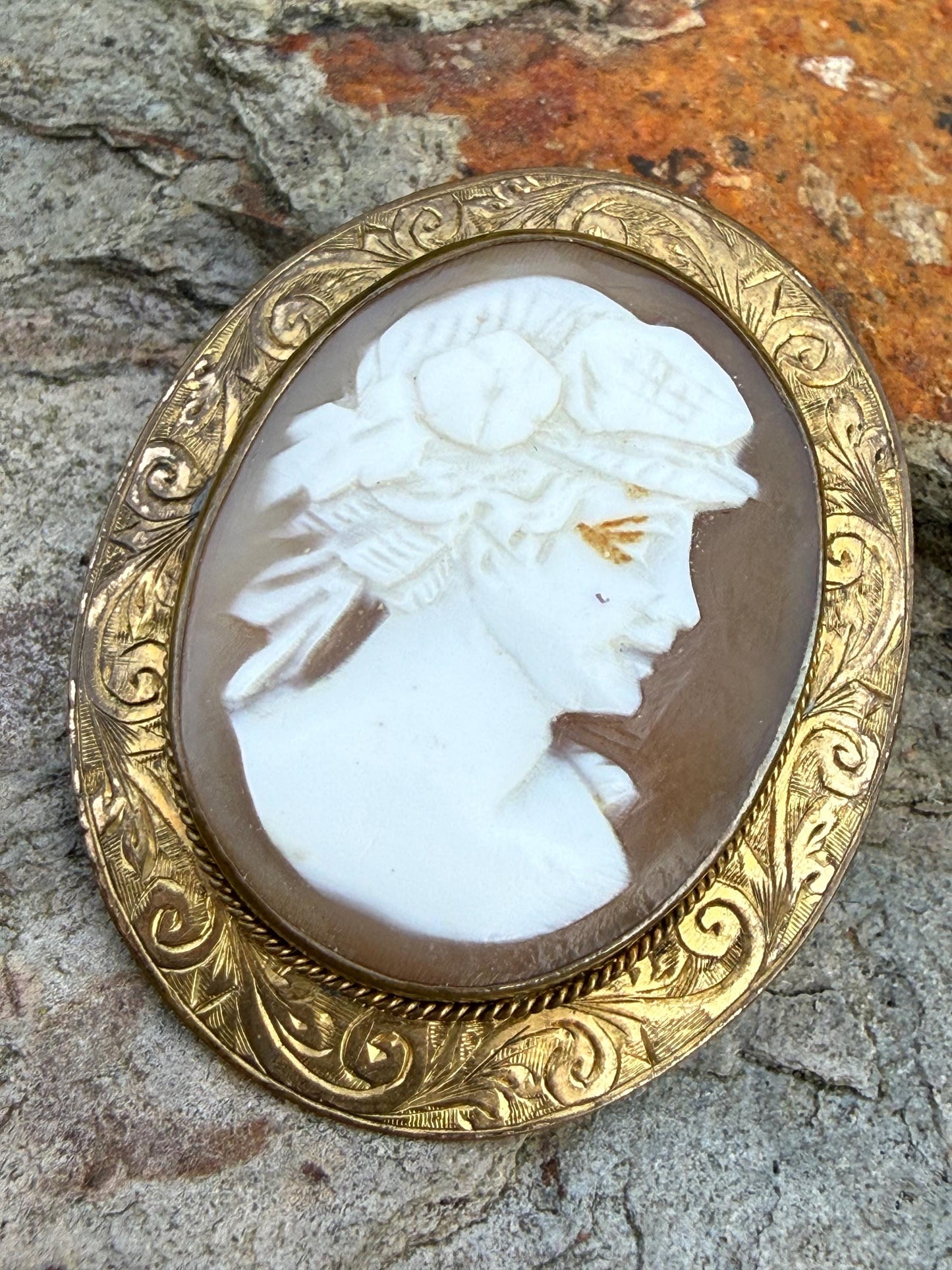 Antique Victorian Cameo Brooch of Greek Goddess Flora