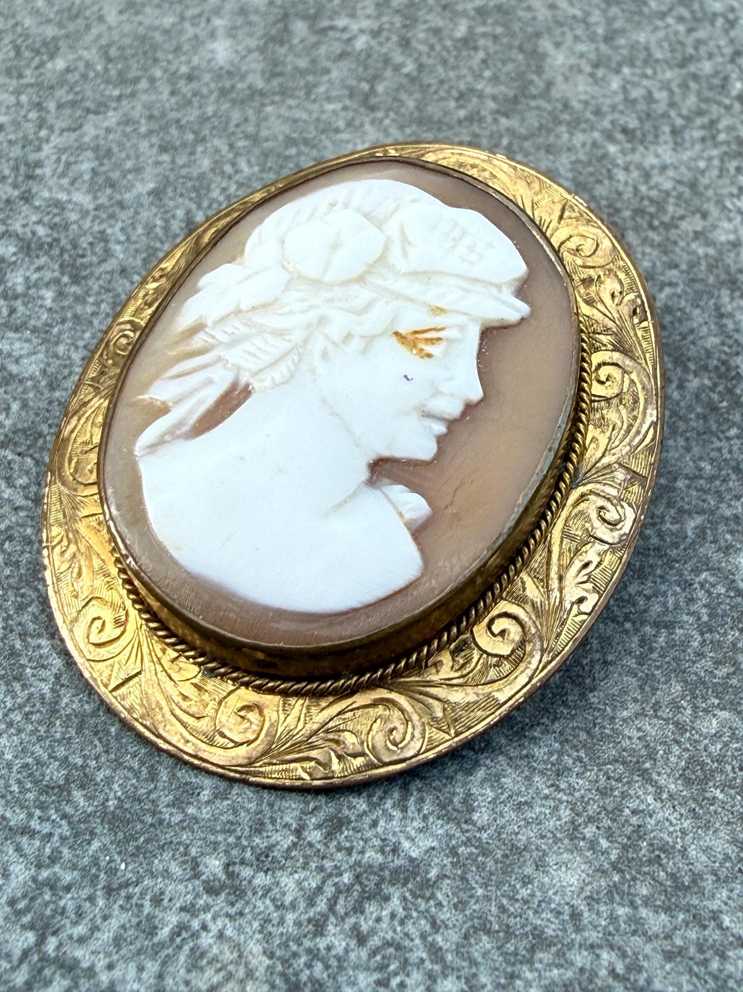 Antique Victorian Cameo Brooch of Greek Goddess Flora