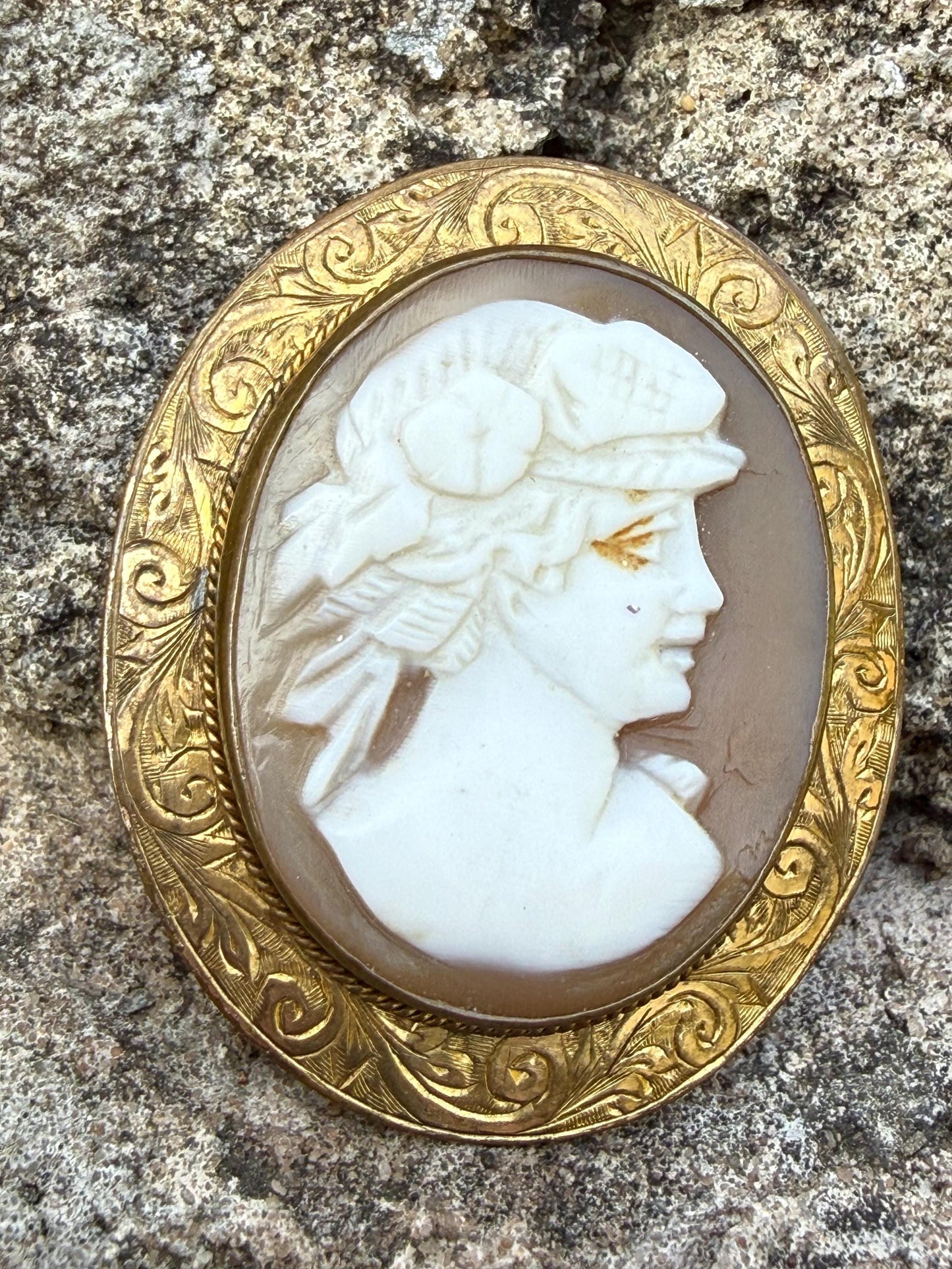 Antique Victorian Cameo Brooch of Greek Goddess Flora